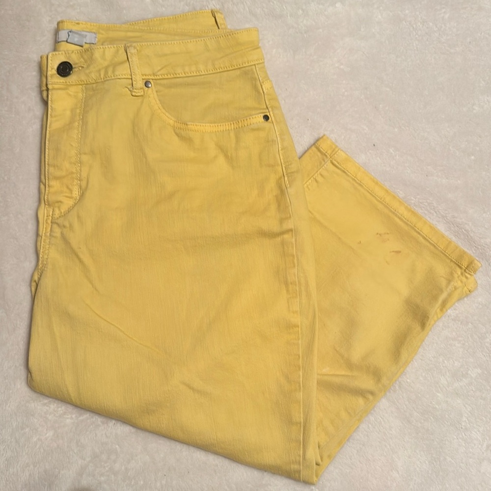 💜 Croft & Barrow Yellow Jean Capris